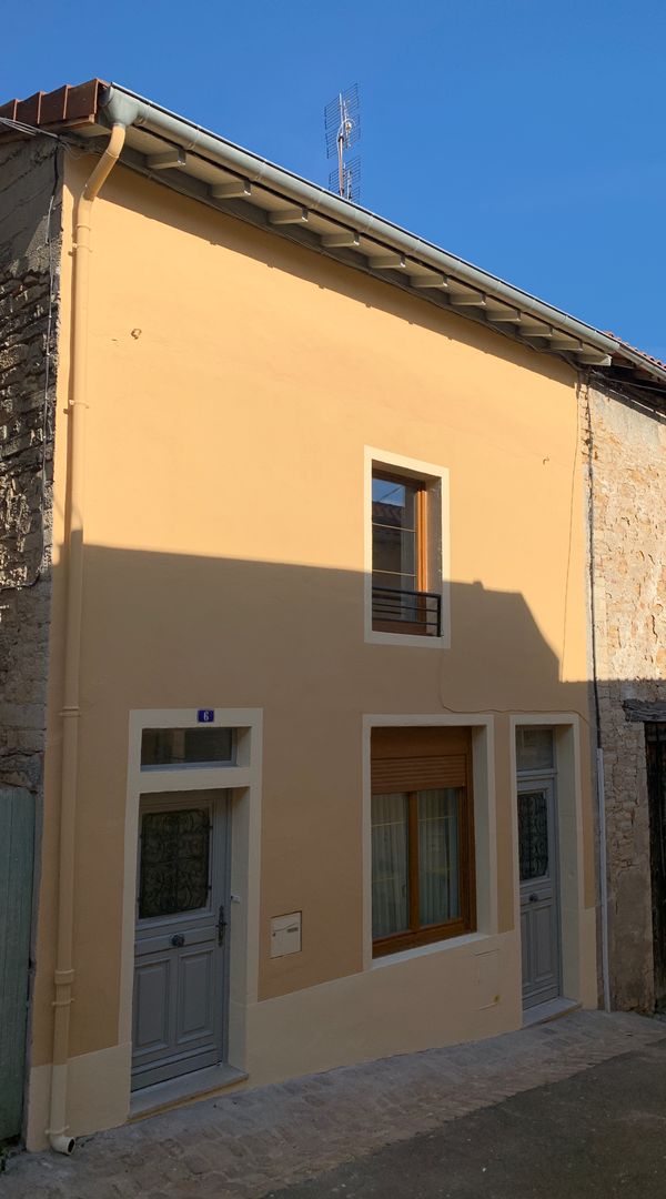 Maison de ville en plein centre de Cluny