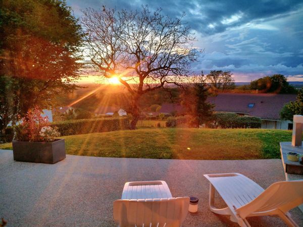 Maison avec vue de Cyrielle et Fabien, disponible 2 semaines début août pour un échange en Bretagne