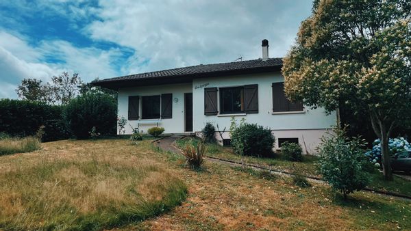 Maison de campagne, proche de l'océan