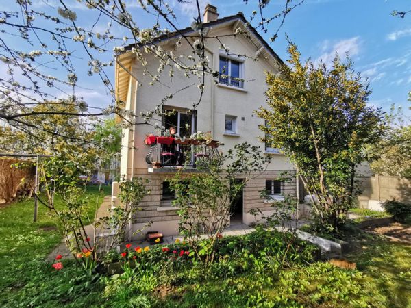 Chambre privée avec balcon