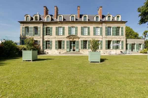 La vie de château pour visiter Versailles et Paris