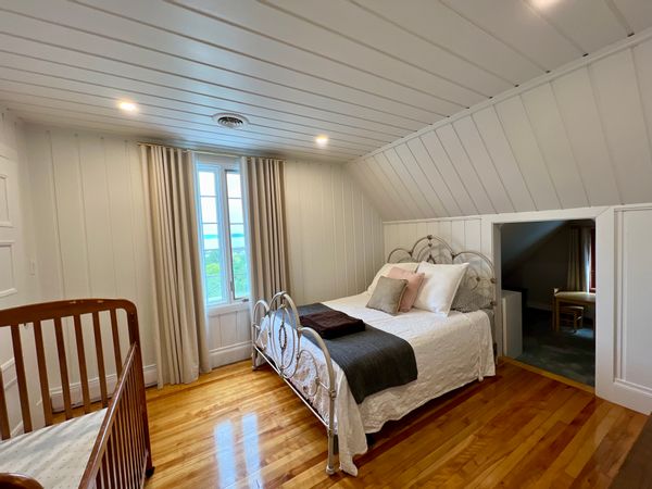 La chambre d'époque privée de Mélanie & Steven