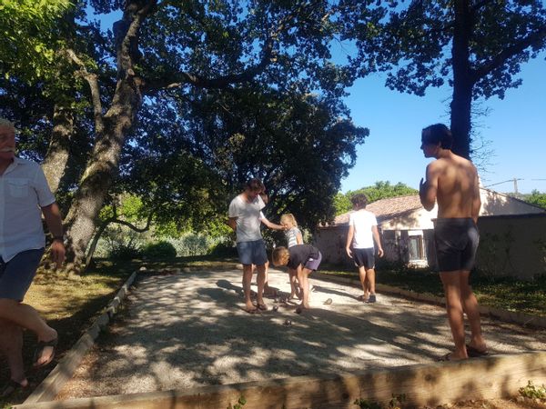 Proposons un échange,entre le 08 et le 24 avril. Côte méditerranéenne, Costa Brava,Piemont,Ligurie.