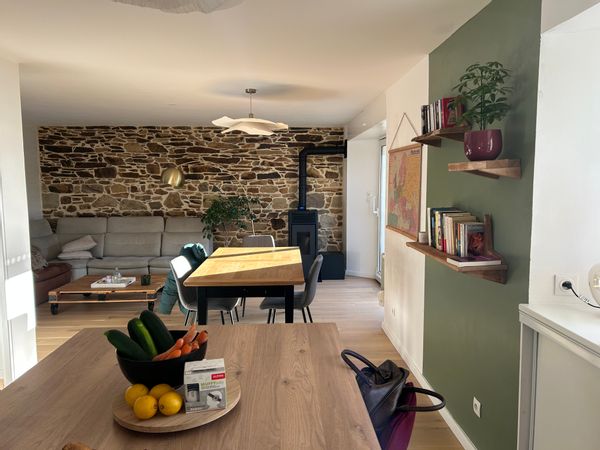Maison en pierre. 15-20min des plages. Min 15jrs en juillet/août