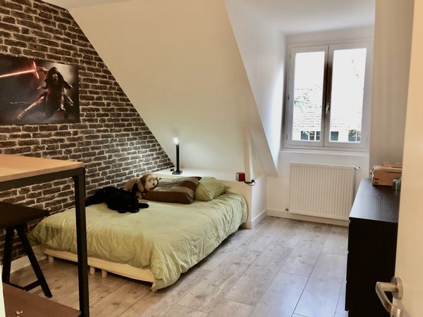 Une maison familiale très agréable, pour les amoureux de la forêt.