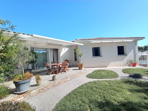 Villa / piscine / Lenaic, Anne et Pascal