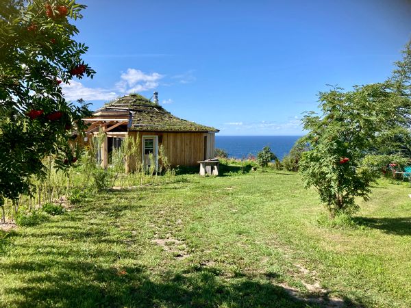 Notre maison n’est pas disponible en 2026 Une jolie petite maison face à la mer à Cap-au-Renard