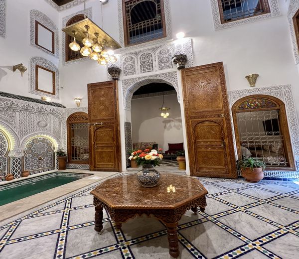 Riad PRIVATIF raffiné de 6 chambres avec piscine aux portes de l'ancien médina de Fès