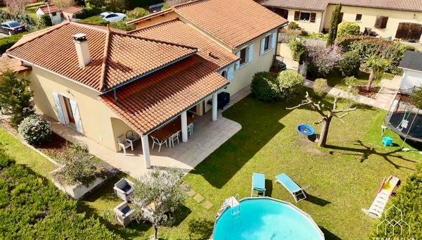 Maison Lyon 100% kids friendly, piscine hors-sol