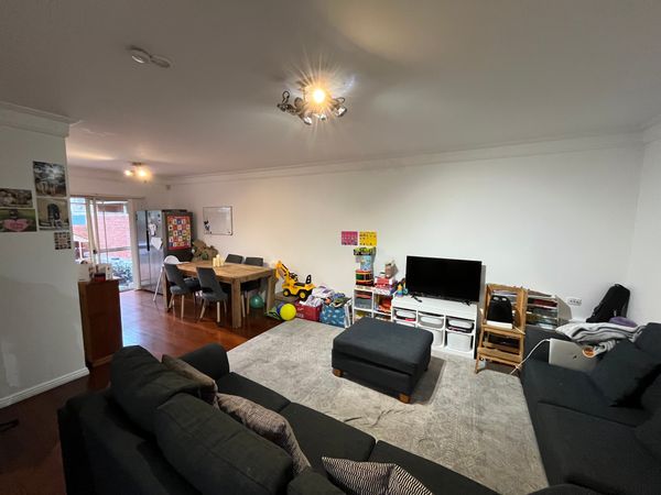 3-bedroom home in beautiful Sydney, near shops, restaurants and the beach