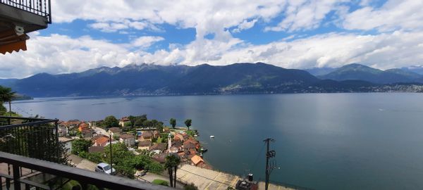 Appartement  de vacances avec vue sur le Lac Majeur, Tessin, Gerra Gambarogno, Suisse