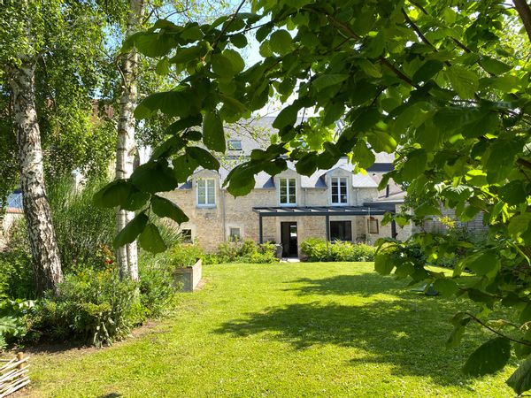 Maison de charme en Normandie près de Caen et des plages. 6 nuits minimum