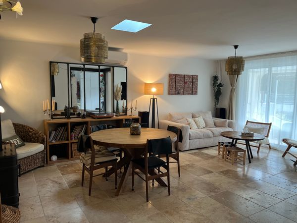 La maison côté colline…