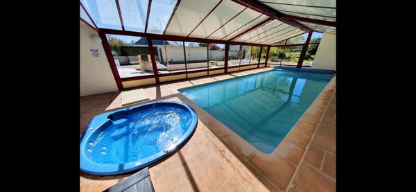 Maison 15 pers avec piscine intérieure proche plage de La Baule,Brière et cité médiévale de Guérande