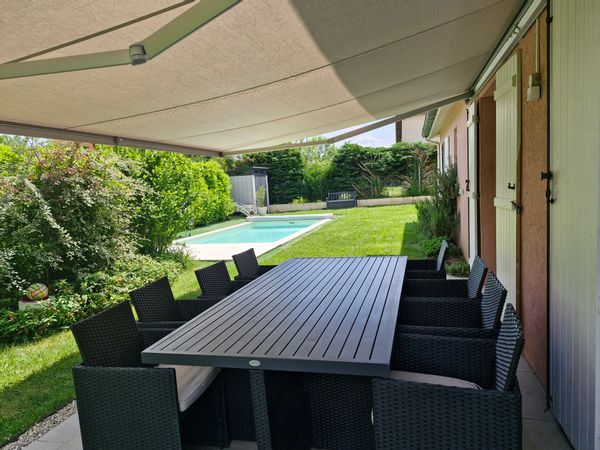 Maison avec piscine à 15 mns de Lyon, 10 mns d'Eurexpo