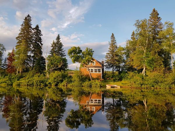 Isabelle's home in the lake