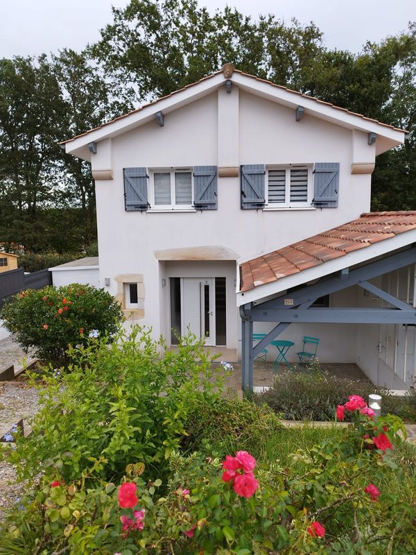 La maison de Marion, Thomas, Gabrielle et Armand
