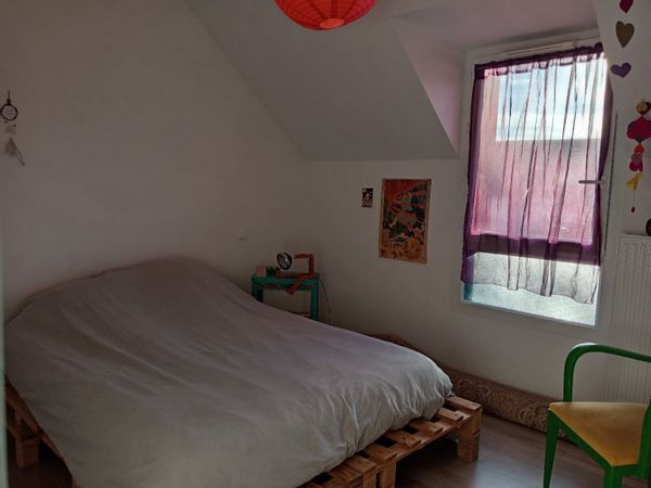 La chambre privée chez Elodie