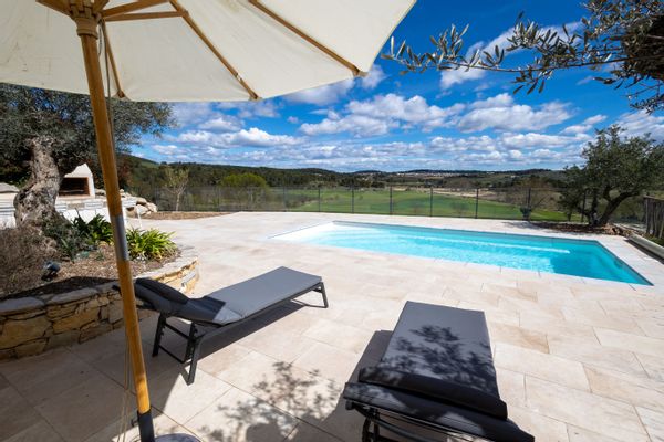 La villa avec piscine d'Aurélie & Guilhem