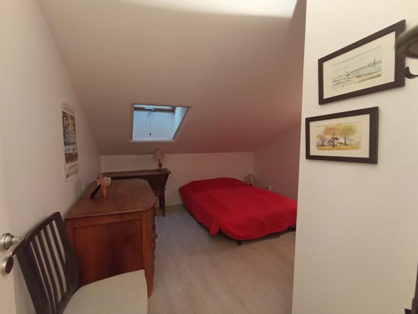 Chambre avec SDB attenante privative au dernier étage de notre maison