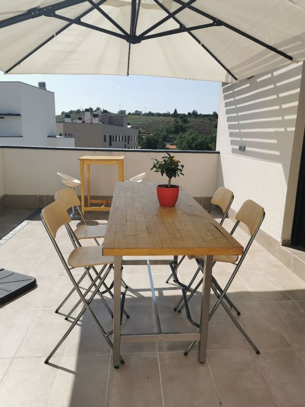 Appartement dernier étage des jardins de la Victoria.
