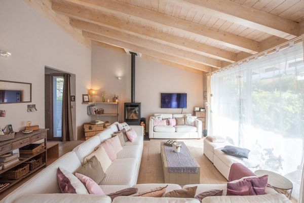Maison Cosy et confortable, proche de la plaine et des montagnes.