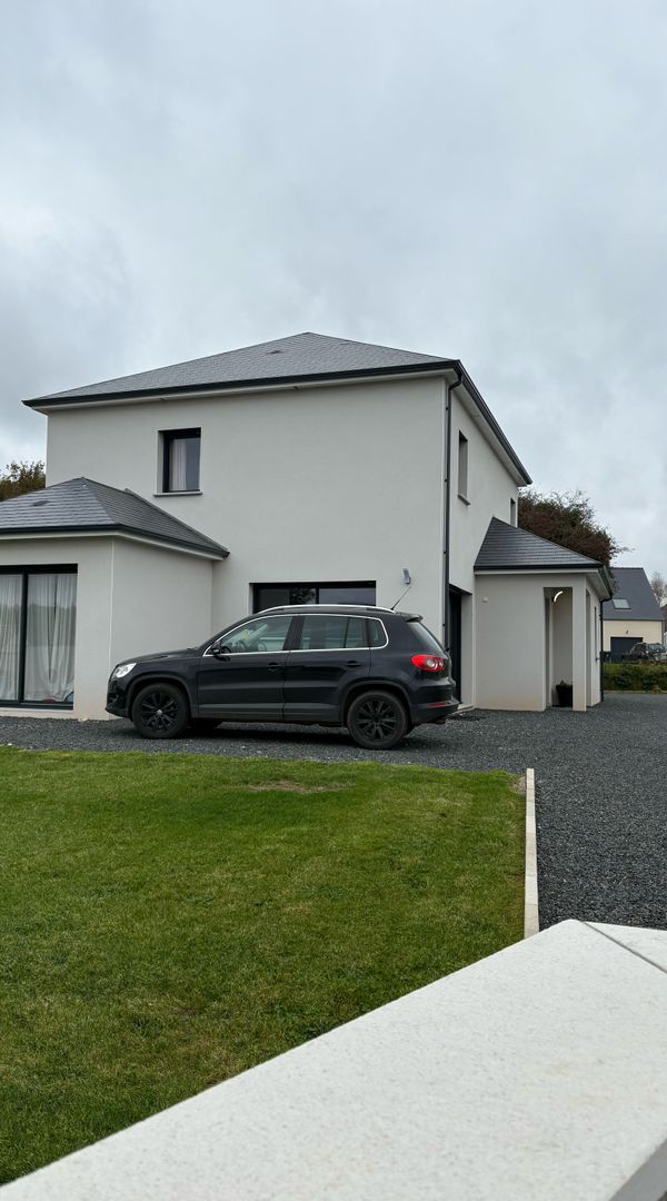Maison moderne et lumineuse à 15-20 mins de la mer. Moderne and bright home,15-20 mins from thesea