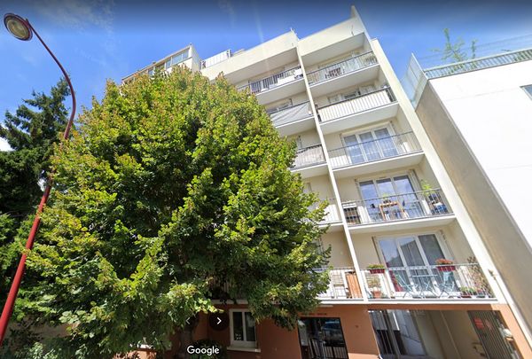 L'appartement de Manu et Hélène, tout près de Paris