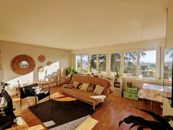 Appartement spacieux, lumineux  grande avec terrasse XXL – spot idéal entre centre-ville et randos