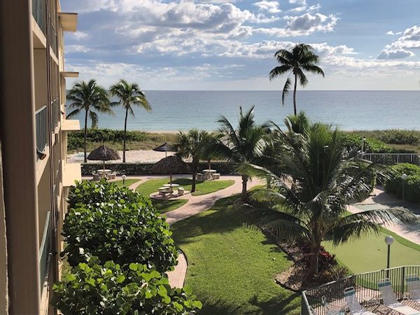 JBD's Condo Directly On The Beach