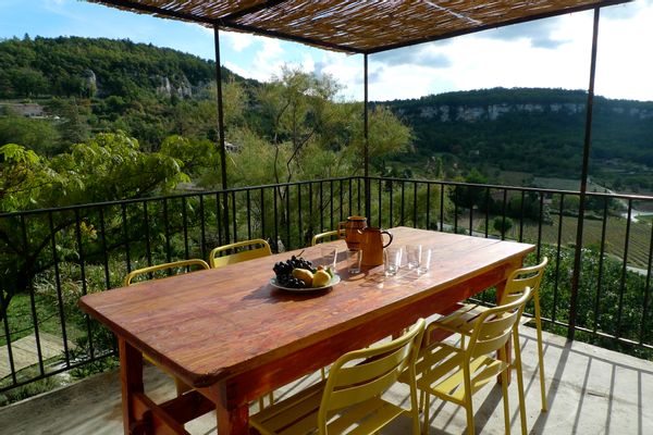 Maison Provençale avec Vue Magnifique, Terrasse Panoramique et Jardins
