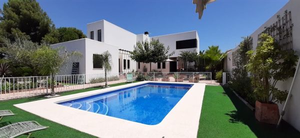 La maison de cinta