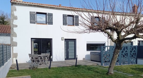 Charmante maison entre mer et ville