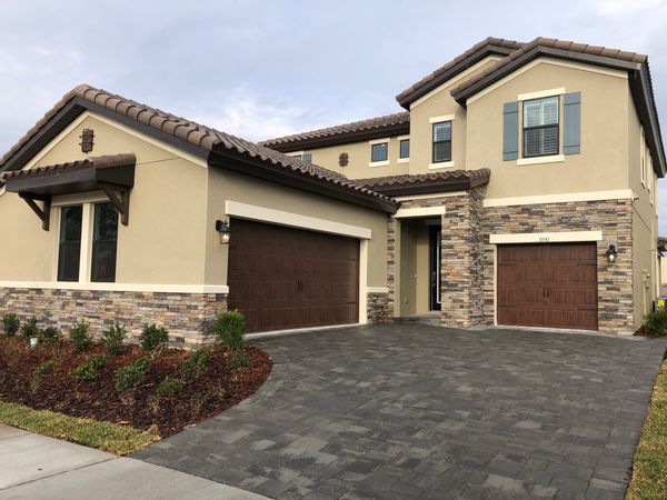 La maison de Brad and Stephanie