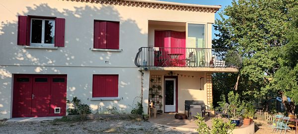 La maison de Stéphanie, Estelle et Robin
