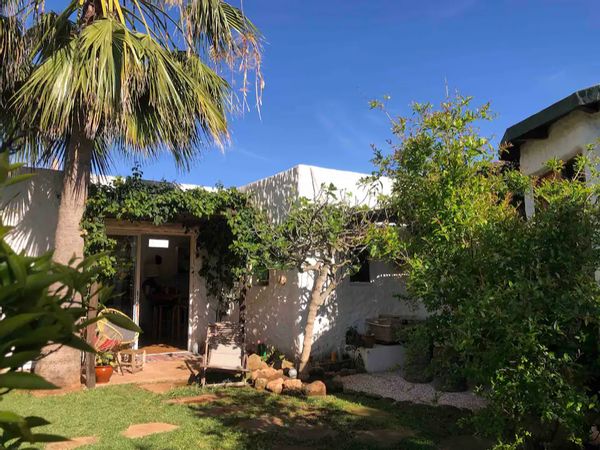 La maison d'Agnès, Jeanne et Basile