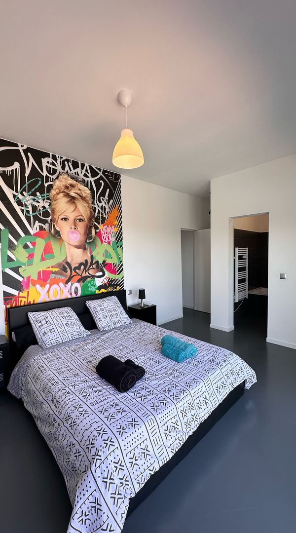 Suite Bardot, chambre privée avec salle de bain - villa Lavu Santu - Pas de dispo en juillet/aout