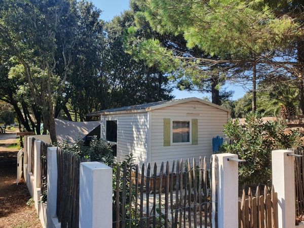 logement de florentina à bonifacio