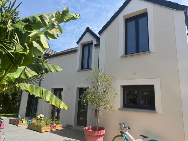 Maison familiale avec jardin exotique à 25 min de Paris et de Versailles
