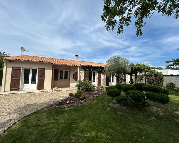 La chambre privée de notre maison de campagne