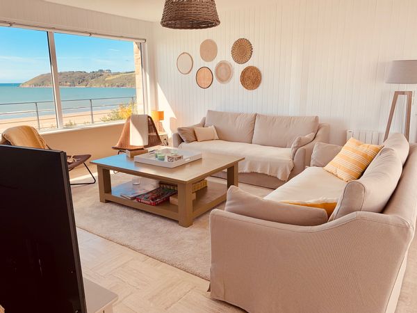 Le grand appartement  de Bernadette vue sur mer à 180 degrés