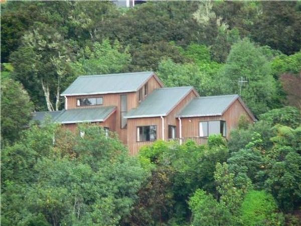 La maison de Christine, Bryant & Samara