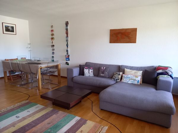 Très bel appartement à Rolle, en Suisse, au bord du lac Léman, proche de Genève et Lausanne