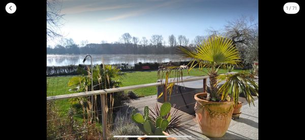 Les chambres privées de Magali face à La Loire