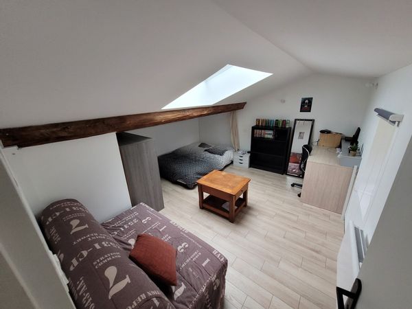 Chambre privée - 2 lits doubles et sanitaires privés - Demander dispo