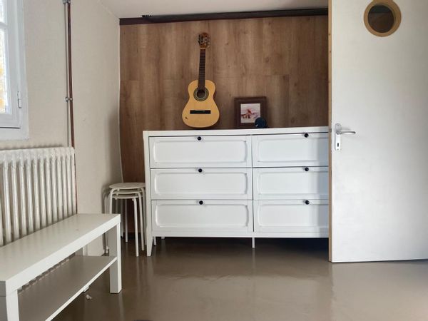 La chambre privée chez Caroline et Lamine