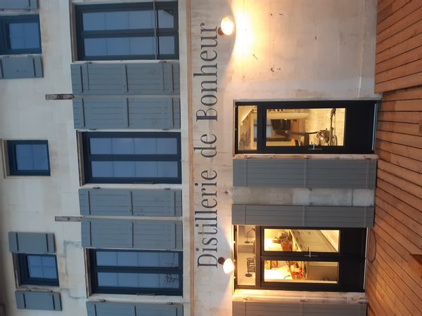 Maison secondaire, au cœur de la Charente Maritime, distillerie de bonheur