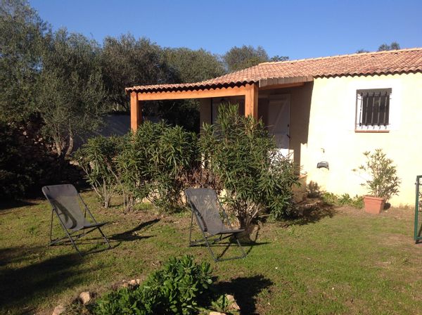Jolie petite maison avec jardin