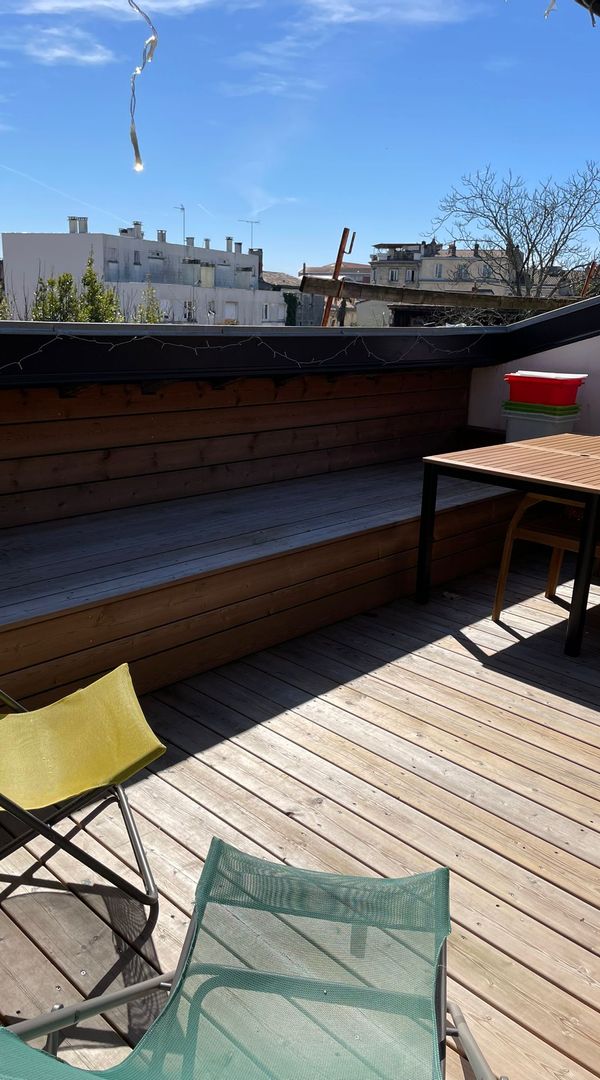 Chez Jerome & Alix- duplex lumineux entre la gare st Jean et le marché des capucins
