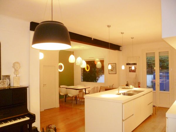 Large contemporary and traditional parisian house